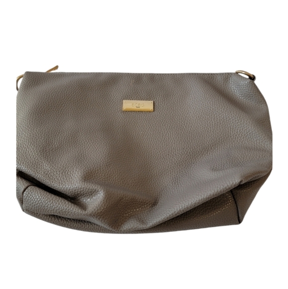 BCBG Paris Gray Leather Tote + Cosmetic Bag Set Zip Closure Travel Beachy Sz L - Picture 3 of 12